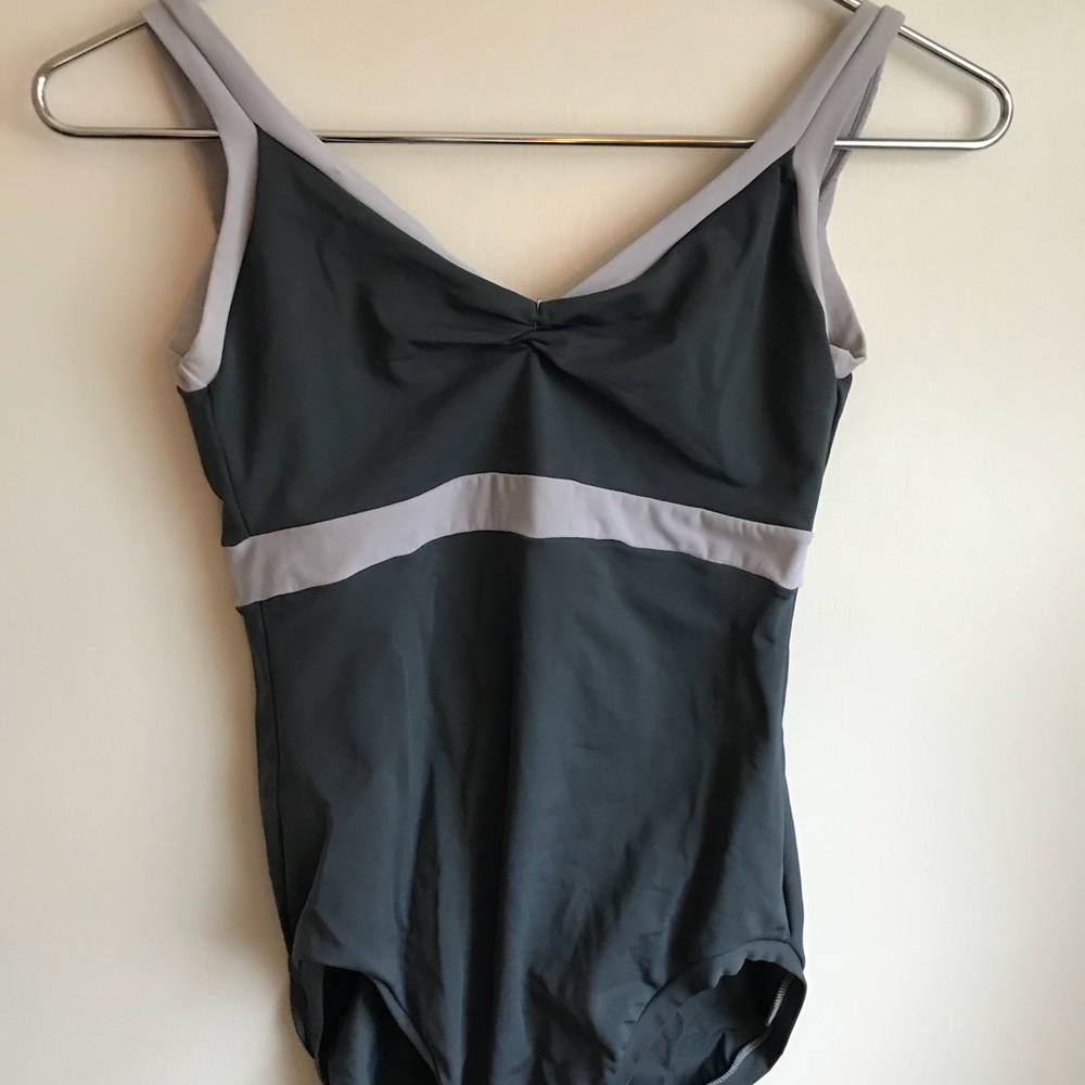 LEOTARD